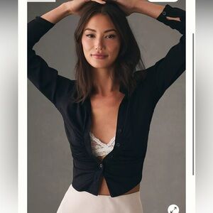 Anthropologie Cloth & Stone Long-Sleeve Shirred Buttondown Shirt